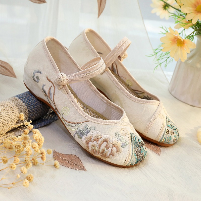 Casual Shoes for Women Fashion - огляд і ціна Ethnic Fashion For Women